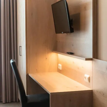 卢特尔酒店 酒店