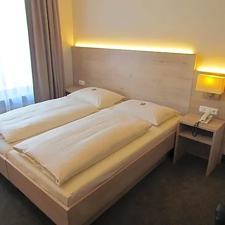 Lutter Hotell 3*